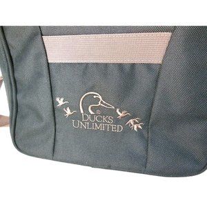 Padded Brown field bag Ducks unlimited  with Dividers and Shoulder Strap